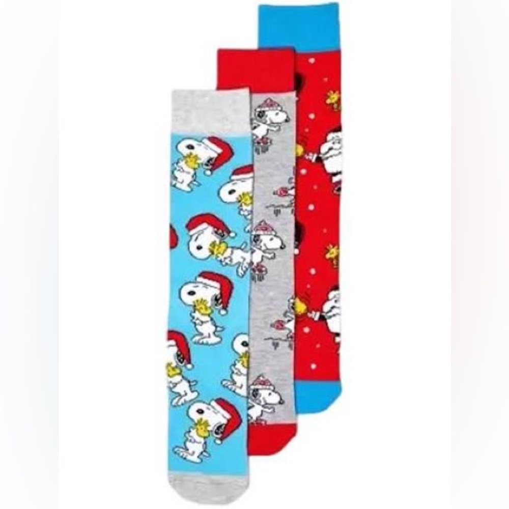 Mens 3 Pair Peanuts Snoopy Christmas Holiday Crew Socks Set